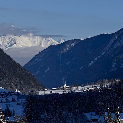 Winter_Defereggental_Osttirol_St. Jakob_St. Leonhard_Blick talauswärts