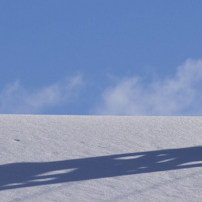 Winter_Defereggental_Osttirol_St.Jakob_Verschneites Dach eines Bauernhofes